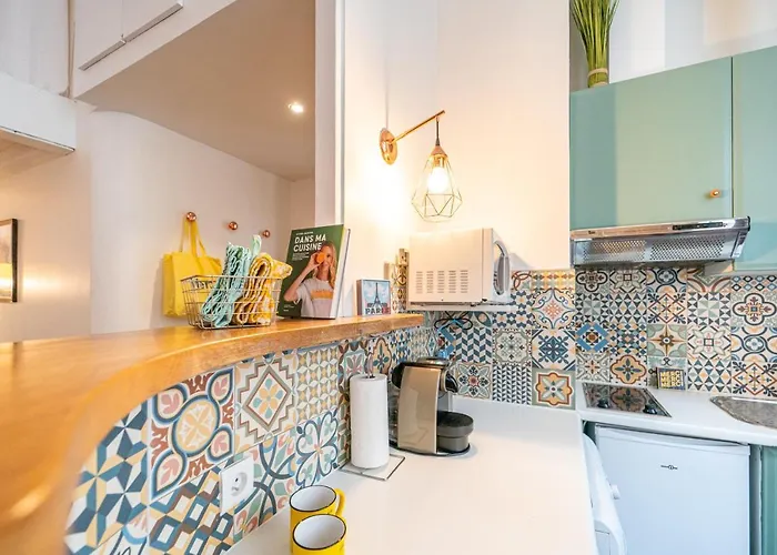 Happy - Tournelles Garden Apartment Paris