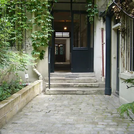 Apartment Happy - Tournelles Garden Paris